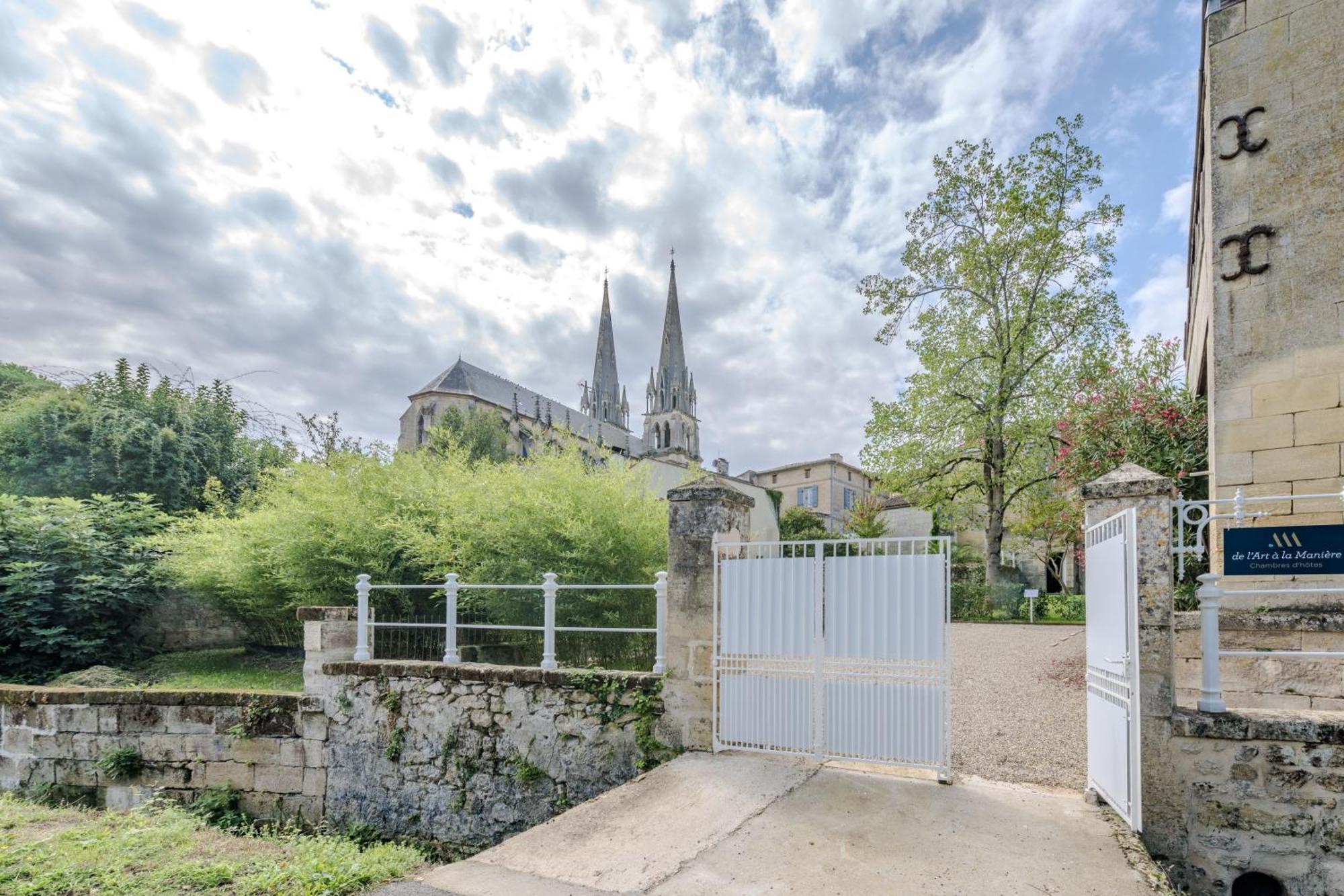 De L'Art A La Maniere - Chambre D'Hotes De Charme - 2 Suites Haut De Gamme - Ideal Couple & Famille - Piscine - Terrasse - Calme - 15Min Saint-Emilion - Experience Restauration D'Oeuvre D'Art Branne  Exterior foto